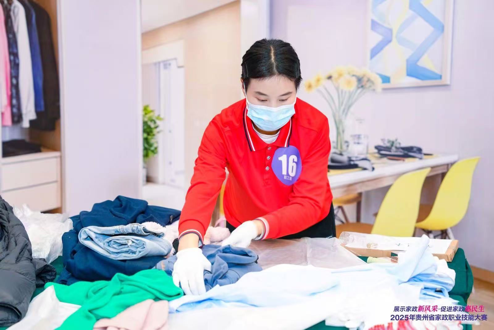 蔡朝敏比赛现场人物风采